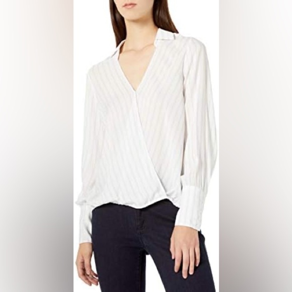 NWT BB Dakota Little Things Stripe Print Blouse